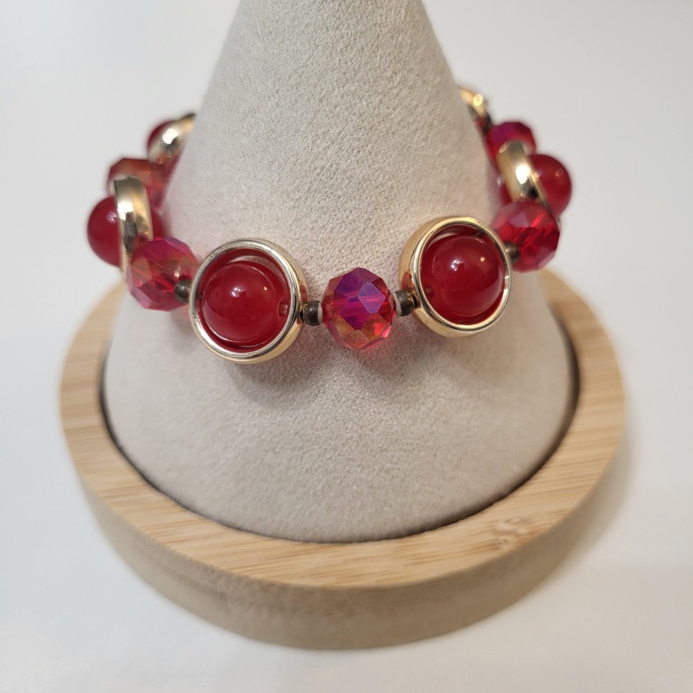 Red Crystal Gold Tone Framed Bead Stretch Bracelet AB Faceted Glass Statement